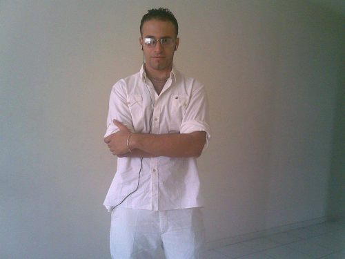 I am sporter and i would like to get marrid with girl or woman older than me ...