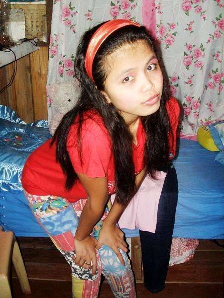 I am mechelle.. a simple woman who love life.. and love to be love.. a honest...