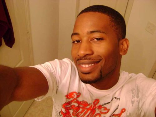 Im looking for someone that desires some of the same relations as me. This pe...