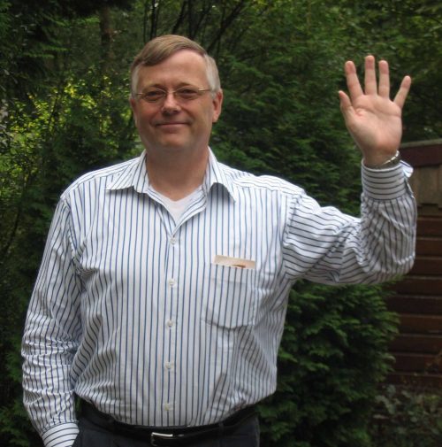 I am a loyal, family-orientated man with a good sense of humor and like to en...