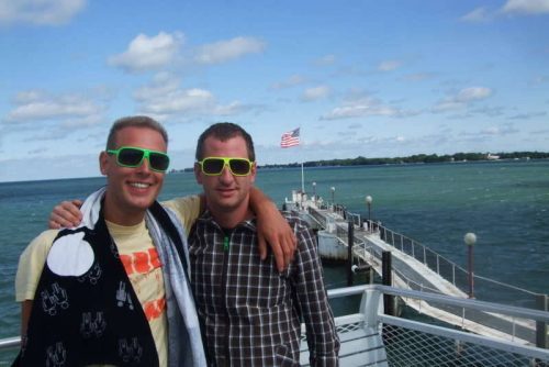 I am a confident fun hard working  outgoing guy looking for a good match to s...