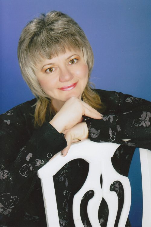 I am looking for a good man close to my age with a kind heart and young soul,...