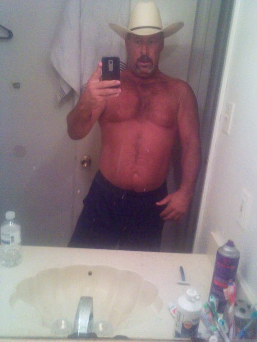 Im a very romantic and playful cowboy looking for love and excitement