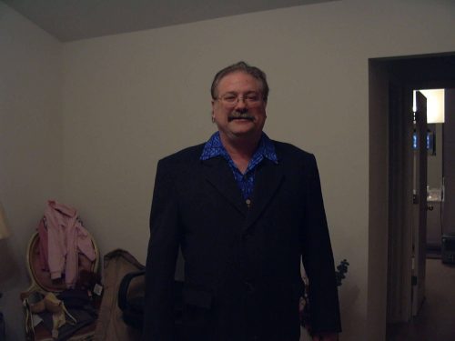 Looking for a partner that would like to go sailing with me, and scuba dive, ...