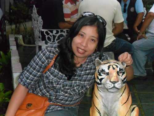 Im looking nice and simple guy..a men that seruios&welling to meet me in real..
