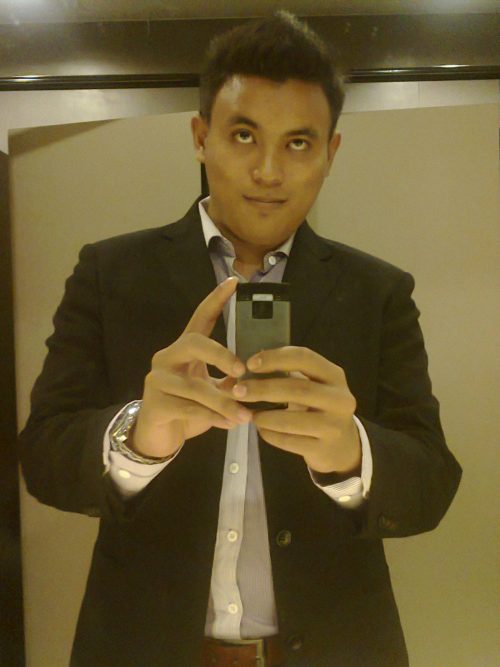 I'm looking for a woman. i don't mind about age and could accept me either ju...