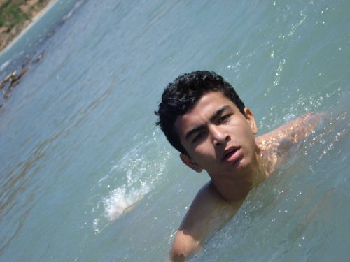 I am a cool guy looking to make friends and to have long term relationships. ...