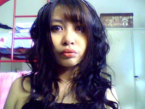 I love gurl
love make then satisfied... 
come chat wif me..