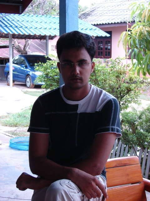 I M ALONE I NEED SOMEONE SPECIAL IN LIFE. SOMEONE REALLY SPECIAL.