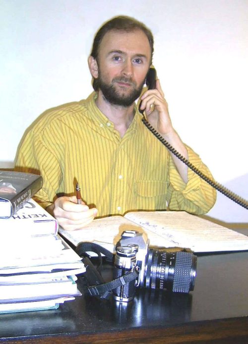 I'm looking for romantic, nice, sincere, cuddly woman, that knows how to give...