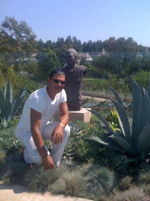I am looking for a beautiful woman preferably one that speaks spanish