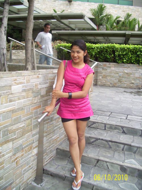 29 yrs old and im a vegetarian. I have the looks that stand out among the cro...