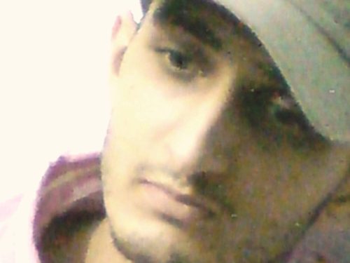 Love to be with some girl or woman who is financially
stable 00923215766473a...