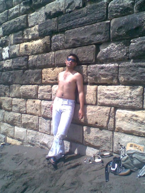 I m smart nd loverable, cool  and the champ is here