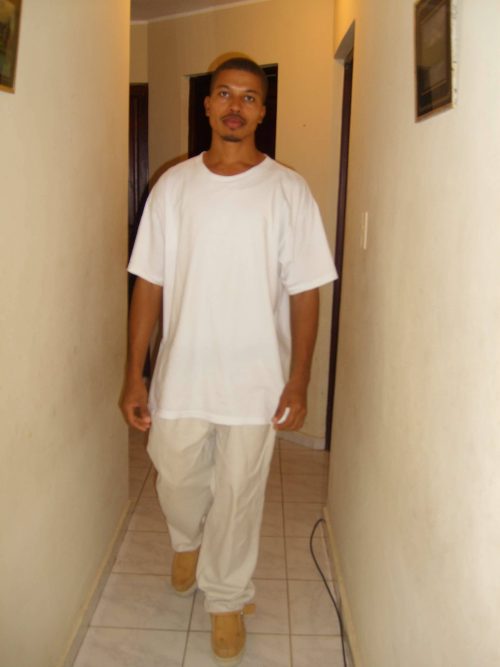 I am easy going and  wants someone who is the same

email me at davij2010@ho...